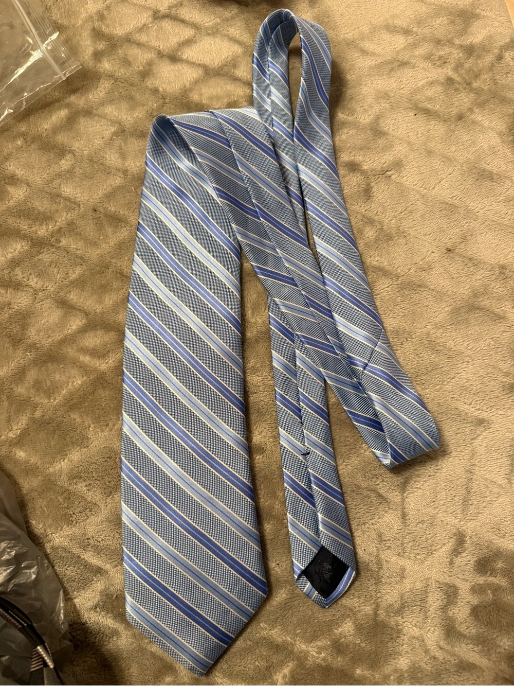 Brooks Brothers 346 Classic Light Blue Striped Men's Tie